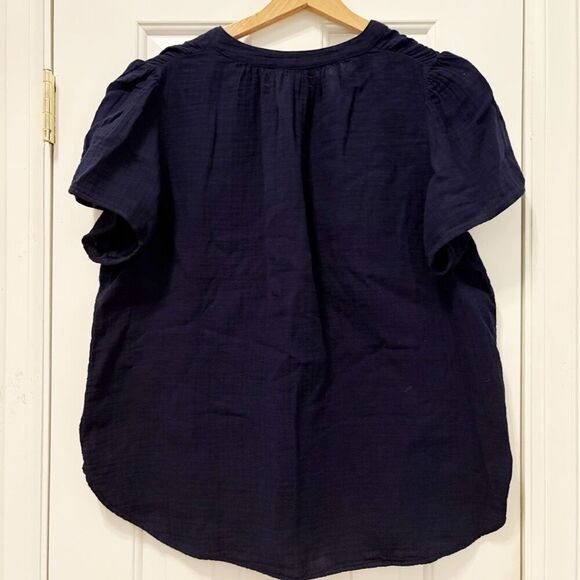 Xirena Popover Top Size M 100% Cotton Navy Blue - Picture 2 of 5
